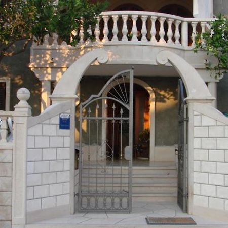 Vila Anita Sumartin Exteriér fotografie