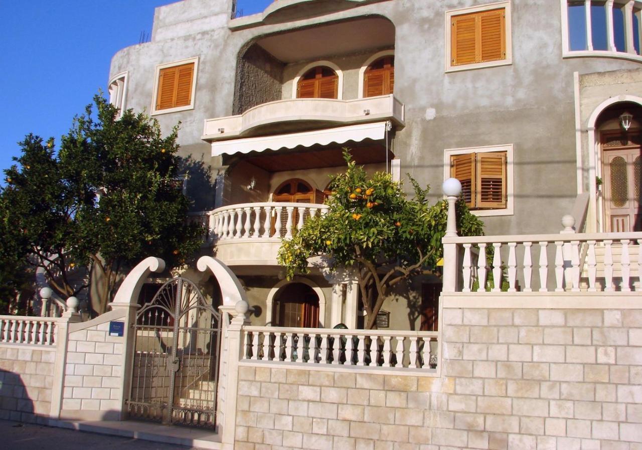 Vila Anita Sumartin Exteriér fotografie