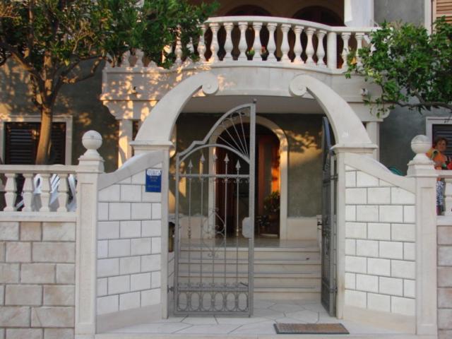 Vila Anita Sumartin Exteriér fotografie